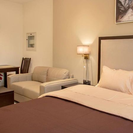 Aws Homes - Luxurious High Floor Studio With Breathtaking View Dubai Eksteriør billede