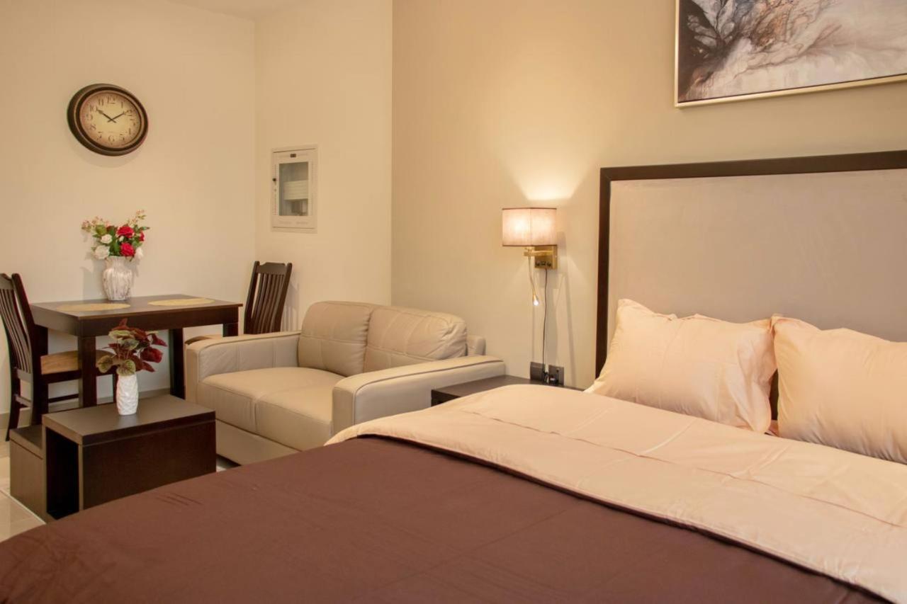 Aws Homes - Luxurious High Floor Studio With Breathtaking View Dubai Eksteriør billede