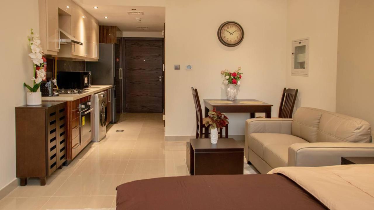 Aws Homes - Luxurious High Floor Studio With Breathtaking View Dubai Eksteriør billede
