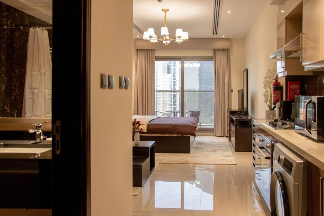 Aws Homes - Luxurious High Floor Studio With Breathtaking View Dubai Eksteriør billede