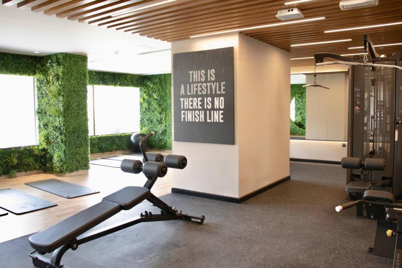 Aws Homes - Luxurious High Floor Studio With Breathtaking View Dubai Eksteriør billede